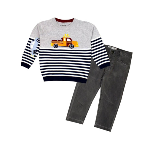 Sweat Shirt With Denim Pants